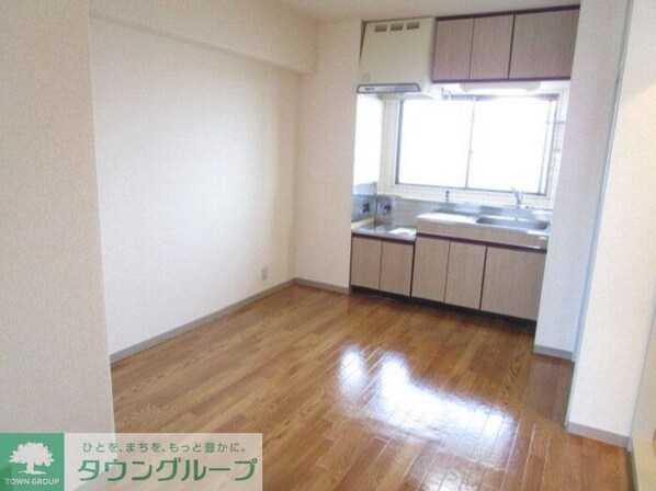 メゾンラフォーレの物件内観写真